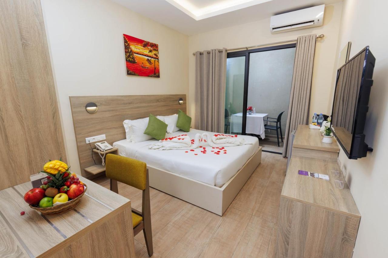 Silver Moon Hotel Abidjan Extérieur photo